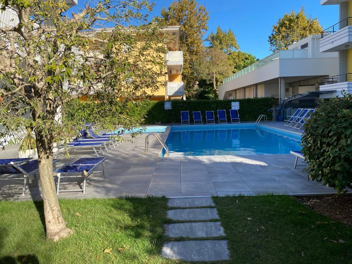 Residenza Viel Apartman Bibione Kültér fotó