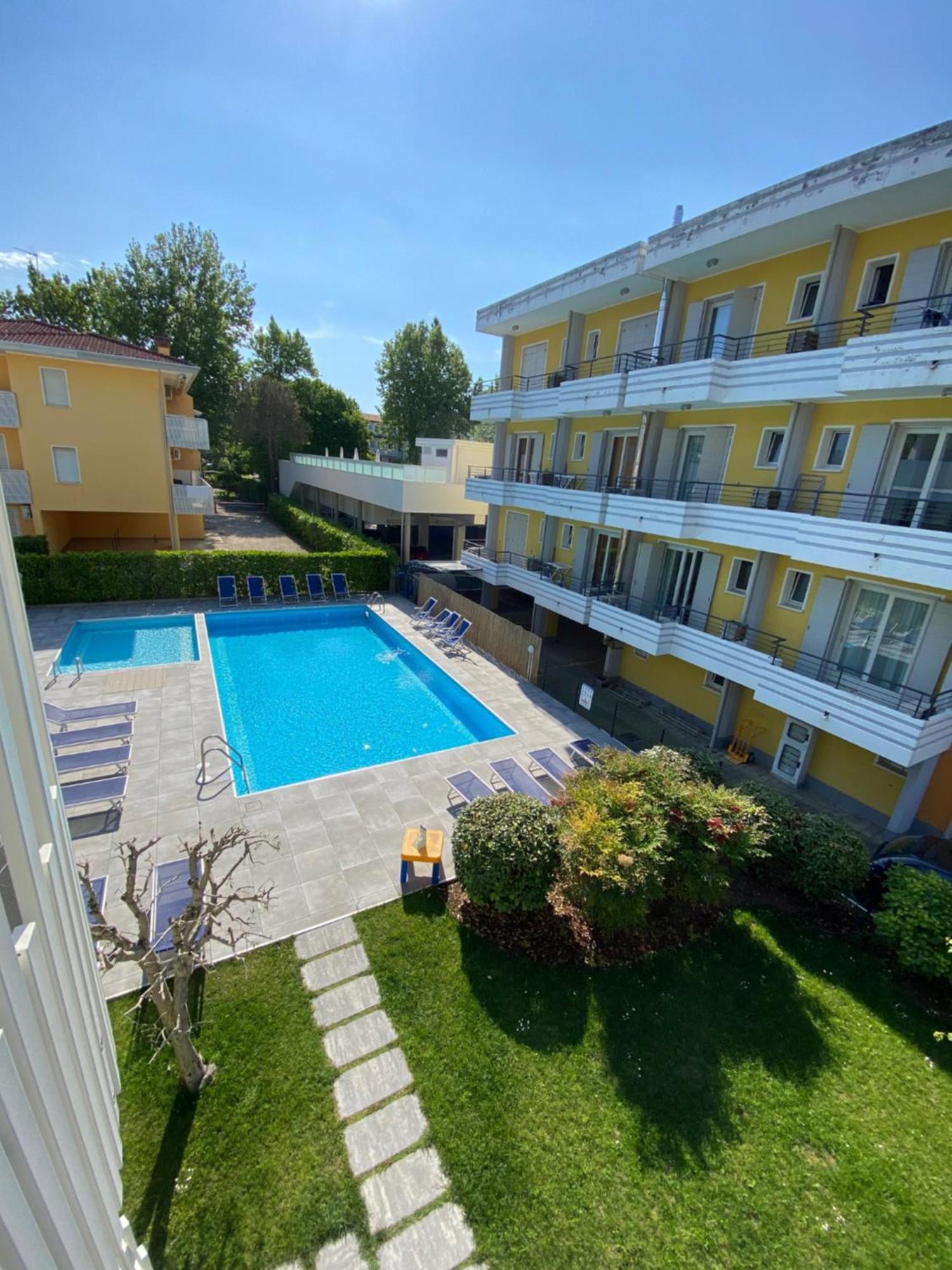 Residenza Viel Apartman Bibione Kültér fotó